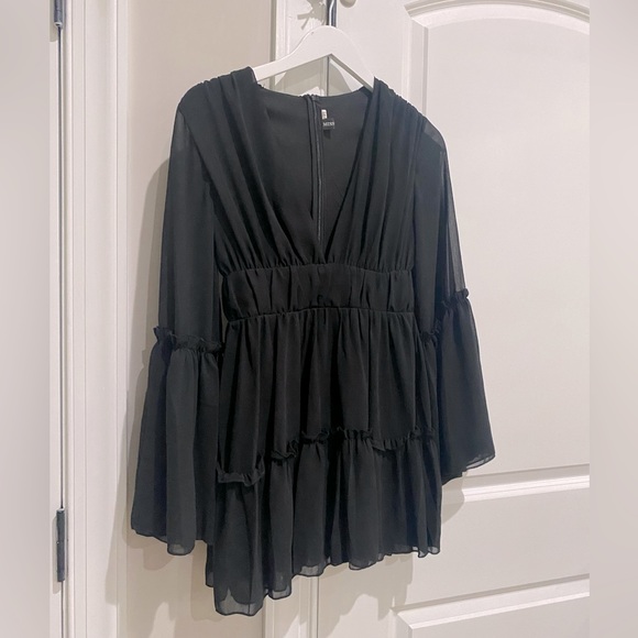 PrettyLittleThing Dresses & Skirts - Black long sleeve dress